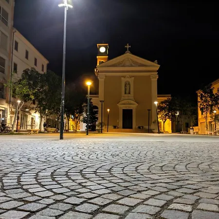 Piazza Duomo Deluxe Cecina (Livorno)